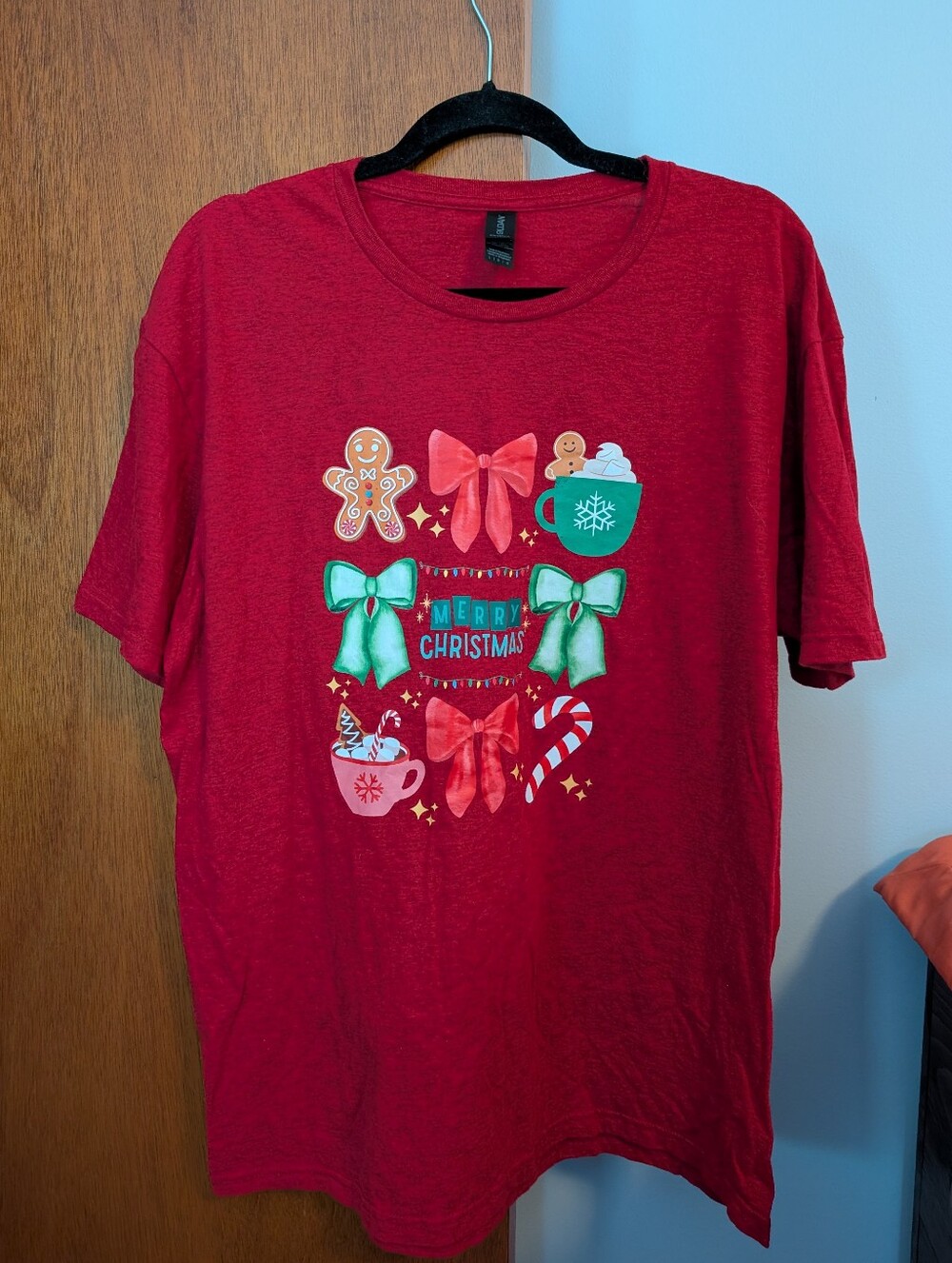 Merry Christmas Themed Graphic Short Sleeve Tee - Red Women's Size Large